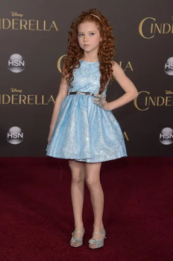 Francesca-Capaldi-Hot-Bikini-Wallpaper