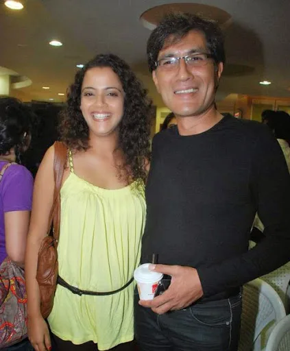 Gauri-Karnik-Hot-Bikini-Stills