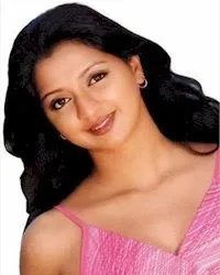 Gayatri-Jayaraman-Hot-Bikini-Photos