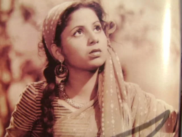 Gayatri-Patel-Hot-Bikini-Photos