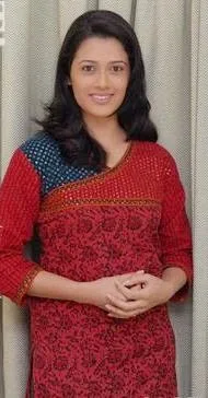 Girija-Shettar-Hot-Bikini-Pics
