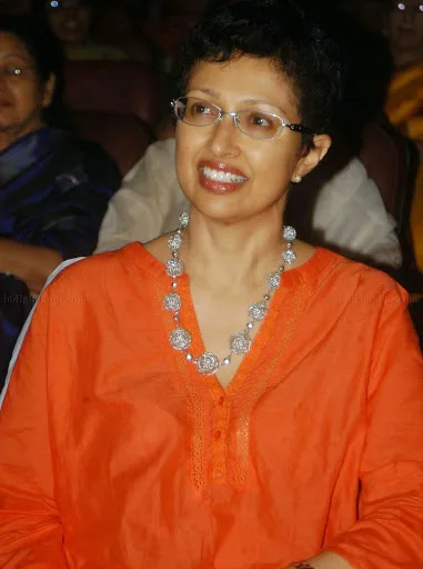 Gouthami-Hot-Bikini-Pic