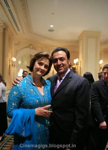 Gulshan Grover Photo