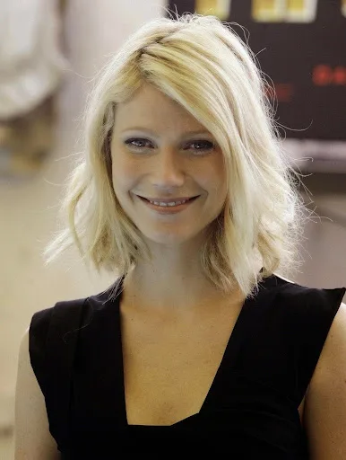 Gwyneth Paltrow Hot Sexy Bikini Photos
