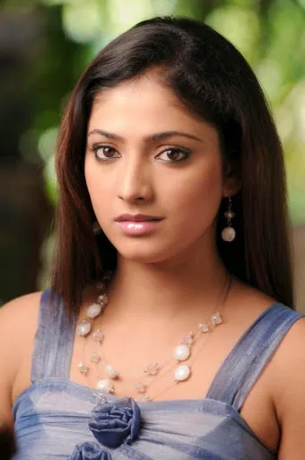 Haripriya-Hot-Pics