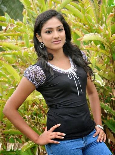 Haripriya-Hot-Bikini-Still