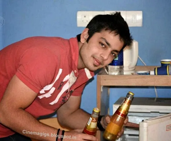 Himansh Kohli Photo