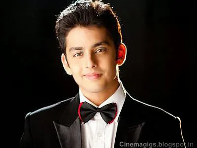 Himansh Kohli Photos
