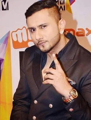 Honey Singh Hot Scene Shirtless Body Pic