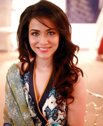 Humaima Malick Hot Sexy Bikini Images, Photos, Stills, Pics