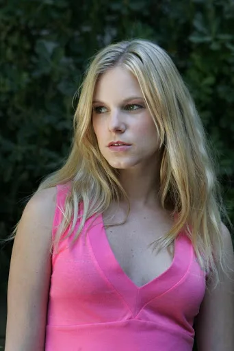 Ignacia-Allamand-Carter-Hot-Bikini-Images