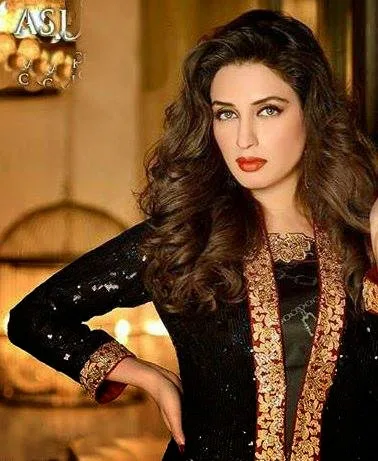 Iman Ali Hot Sexy Bikini Images