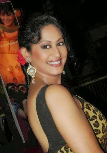 Indrani-Haldar-Hot-Bikini-Still