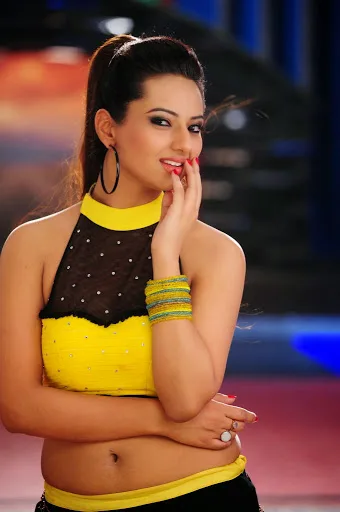 Isha-Chawla-Hot-Naval-Images