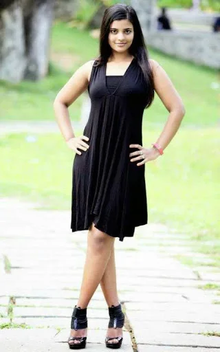 Iyshwarya-Rajesh-Hot-Bra-Images
