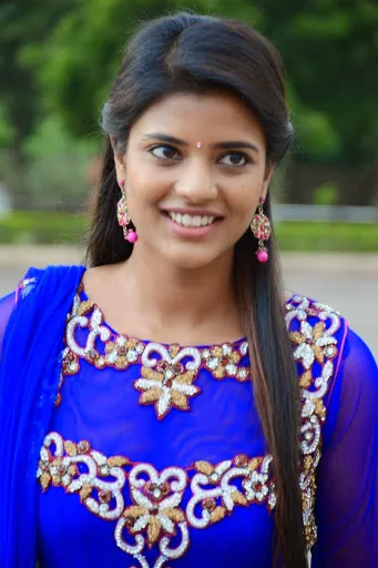 Iyshwarya-Rajesh-Hot-Bikini-Photos