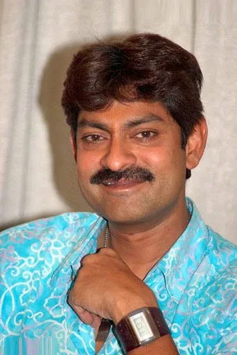 Jagapati Babu Hot Photo Gallery, Naval Photos, Family Pics, Stills