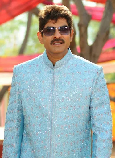 Jagapati Babu Hot Wallpaper