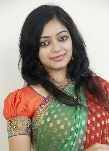 Janani-Iyer-Hot-Bikini-Photo-Gallery