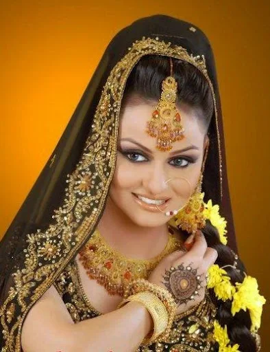 Javeria Abbasi Hot Sexy Bikini Stills