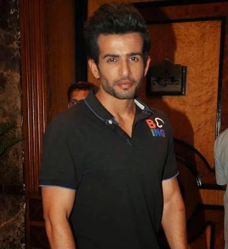 Jay Bhanushali Hot Scene Shirtless Body Image Gallery