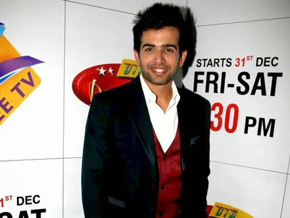Jay Bhanushali Hot Scene Shirtless Body Photos