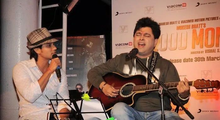 Jeet Ganguly Photo Gallery, Family Photos, Latest Images