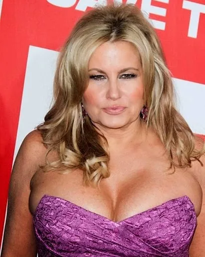 Jennifer Coolidge Hot Sexy Bikini Photo