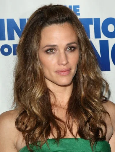 Jennifer Garner Hot Sexy Bikini Still