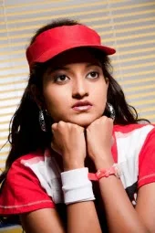 Jesin-Diqq-Hot-Bikini-Image-Gallery