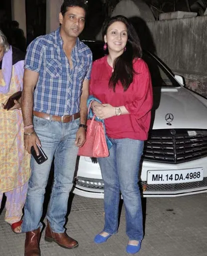 Juhi-Babbar-Hot-Naval-Images