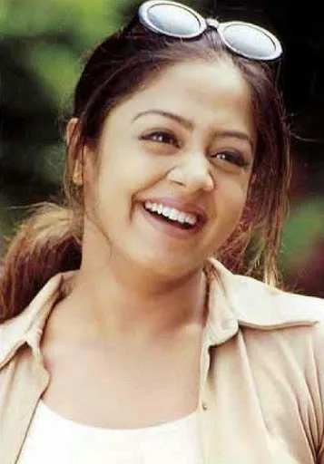 Jyothika-Hot-Photo-Gallery