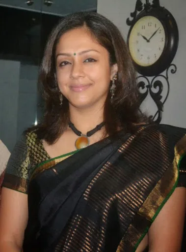 Jyothika-Hot-Bikini-Images