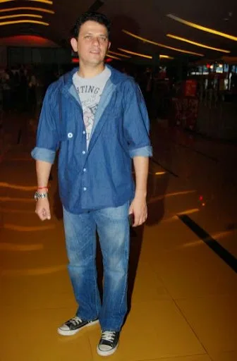 Kabir Sadanand Hot Wallpapers