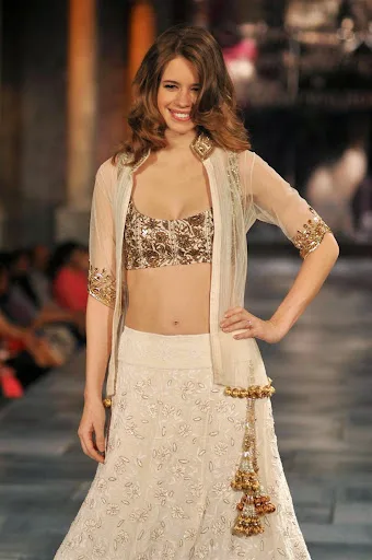 Kalki Koechlin Hot Sexy Bikini Pictures