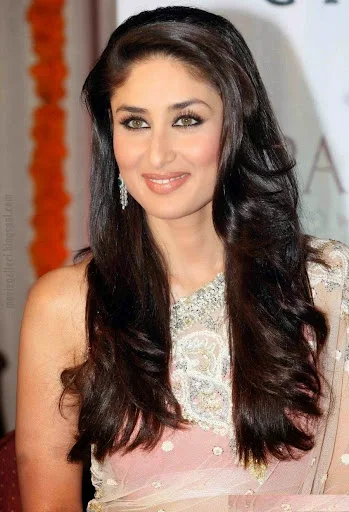 Kareena Kapoor Khan Hot Sexy Bikini Still