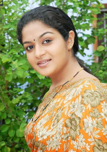 karthika-Hot-Bikini-Photo
