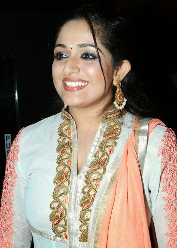 Kavya-Madhavan-Hot-Bikini-Wallpapers