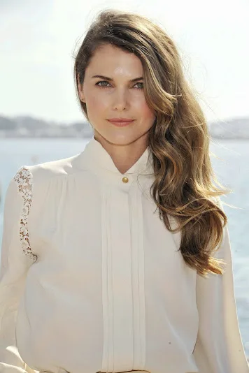 Keri Russell Hot Sexy Bikini Stills