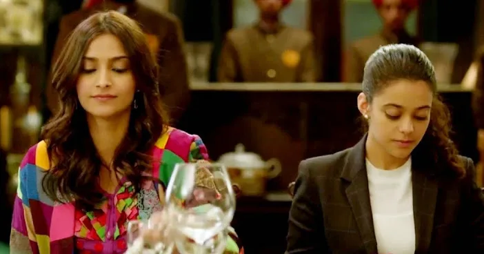 Khoobsurat Hindi Movie Pics