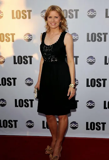 Kim Dickens Hot Sexy Bikini Photo