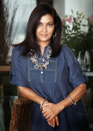 Kimi-Katkar-Hot-Bikini-Photos
