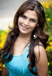 Kimi-Verma-Hot-Bikini-Images