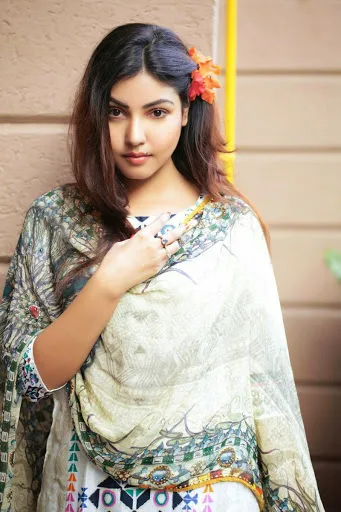 Komal-Jha-Hot-Naval-Images