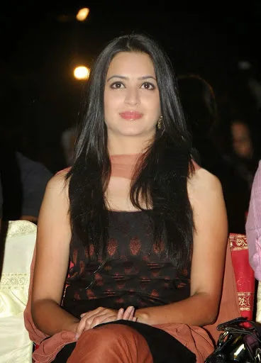 Kriti-Kharbanda-Hot-Bikini-Images