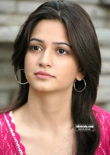 Kriti-Kharbanda-Hot-Bikini-Pictures