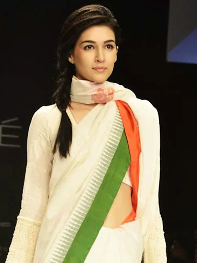 Kriti Sanon Hot Sexy Bikini Image Gallery