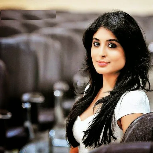 Kritika-Kamra-Hot-Bikini-Pic