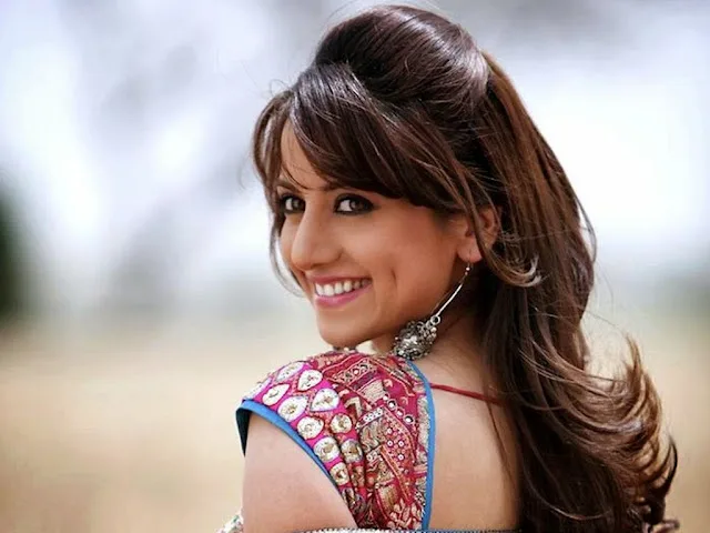 Kulraj-Randhawa-Hot-Bikini-Images