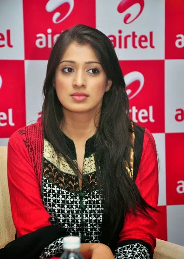 Lakshmi Rai Hot Bikini Image Gallery, Images, Photos, Pics